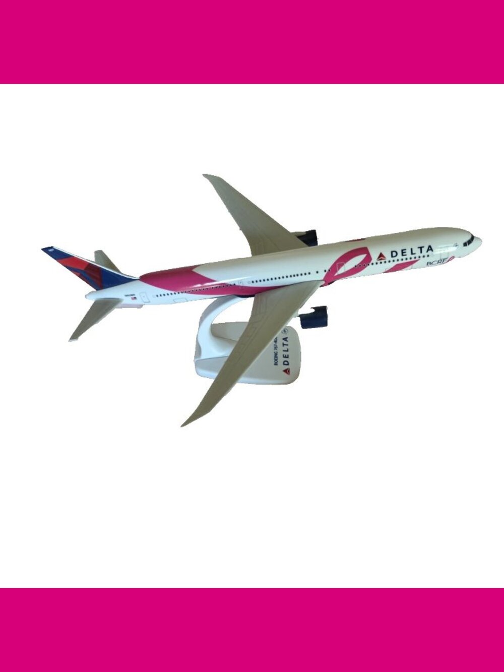 FlightMiniatures Delta Boeing 767-400 BCRF Pink Ribbon Desk 1:200 Model Airplane